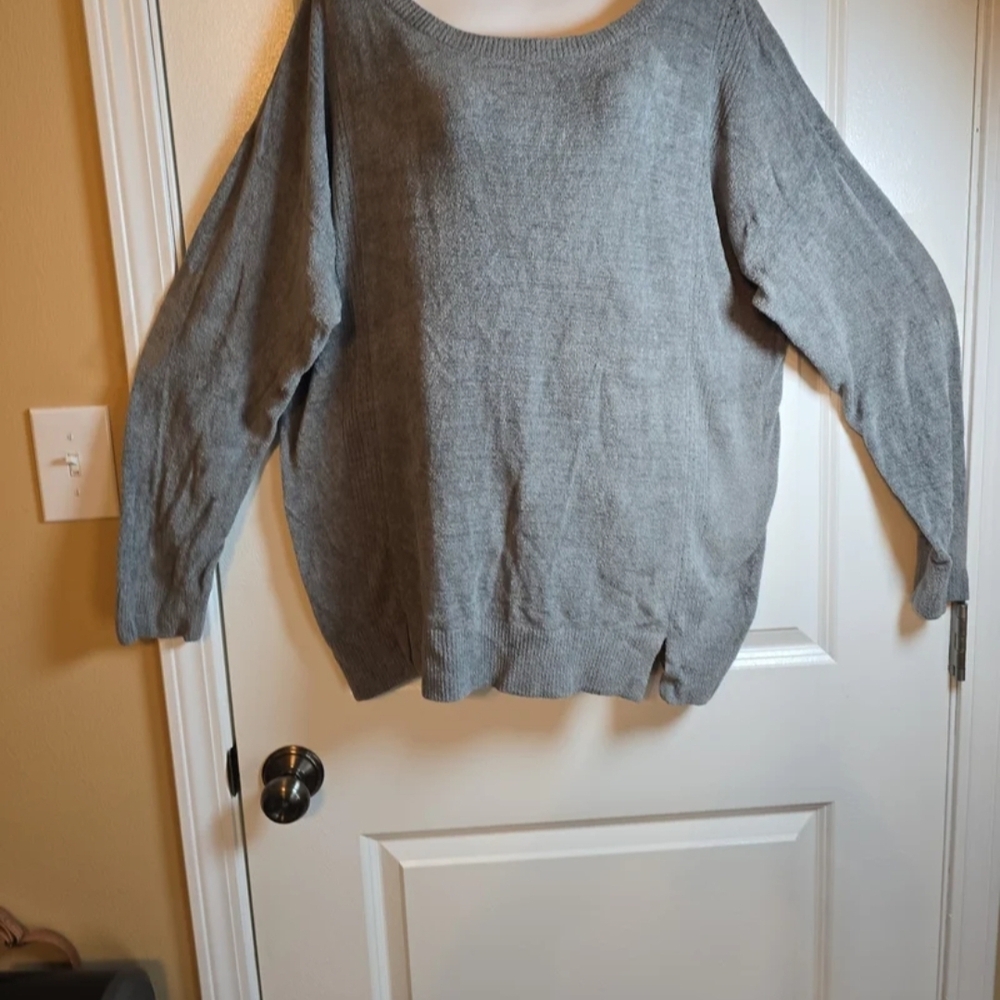 Barefoot Dreams Gray Crew Neck Sweater